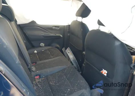 2019 Nissan Kicks Sv z USA, uszkodzony, nr VIN 3N1CP5CU6KL569495